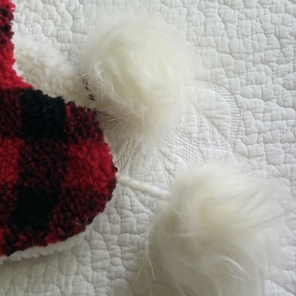 BUFFALO PLAID LADIES TRAPPER HAT - Picture 5 of 6